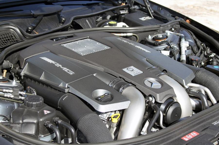  Mercedes-Benz CL63 AMG 2011 года  (фото 41 из 62)